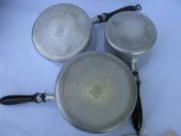 1930s Deco Vintage Wearever Aluminum Cookware Sauce Pans W Lids Sauce Pans Wearever Cookware Vintage Dishes
