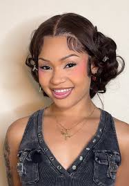 A Saturday at Work with a Vegas Makeup Artist