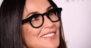 The Bizarre Story Of How Demi Moore's Teeth Fell Out