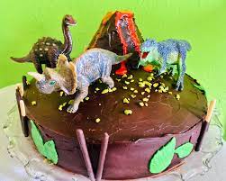 dino torte mit vulkan lego ninjago kuchen dessert rezepte einfach geburtstagstorte