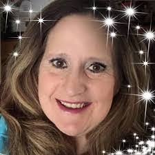 Loretta Puckett's Instagram, Twitter & Facebook