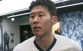 위치만 측면과 중앙으로 다를 뿐 상황은 비슷했던, 주세종의 긴 패스를 받아 하프라인부터 달리기 시작해 환상적인 골을 넣었던 독일전의 손흥민 최고 스피드는 시속 32.83km였다. ì†í¥ë¯¼ ì¸ìƒê³¨ì€ 70m í­í'ì§ˆì£¼ê³¨ ì•„ë‹Œ ë…ì¼ì „ ìê¸°ê³¨ ì¶•êµ¬ ê¸°ì‚¬ë³¸ë¬¸ MhnìŠ¤í¬ì¸ 