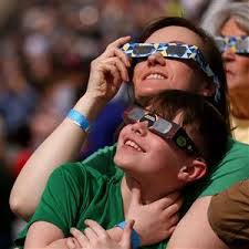 Amanda Gump's Instagram, Twitter & Facebook