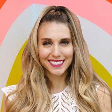 Stacey Conte's Instagram, Twitter & Facebook