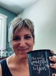 Why hasn't Starbucks ever run a commercial?