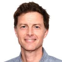 Serena Nicholson's Instagram, Twitter & Facebook