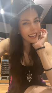 Ya se la dedicaste a la chica más bonita que conoces?? 💕👄,  #lachicamasbonita #kpcaramelo #masbonita #lamasbonita #lachica ,  @kp_caramelo @luzrecord_ @kumbiasong