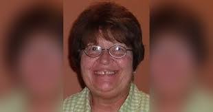 Debbie Marlow's Instagram, Twitter & Facebook