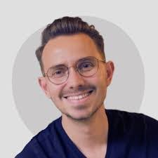 Robin Graziano's Instagram, Twitter & Facebook