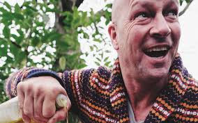 Rene pluijm cooks with versapers in italy. Projects Bringing The Added Value Of Creativity To Your Company