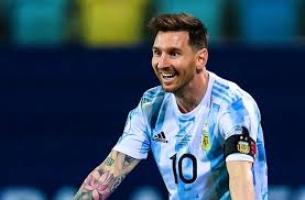 توج قائد منتخب الأرجنتين الأسطوري ليونيل ميسي أفضل لاعب في بطولة كوبا أميركا 2021. Ø£Ø±Ù‚Ø§Ù… Ù…ÙŠØ³ÙŠ ÙÙŠ ÙƒÙˆØ¨Ø§ Ø£Ù…Ø±ÙŠÙƒØ§ 2021 Ø¨Ø§Ù„Ø¬ÙˆÙ„