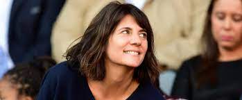Estelle denis (born 6 december 1976) is a french journalist and television presenter. Estelle Denis A Un Nouveau Partenaire