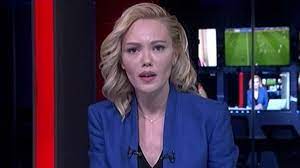 Ekin olcayto cam silen çocukların saldırısına uğradı. Darbe Girisimiyle Herkesin Konustugu Trt Spikeri Tijen Karas