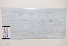 100均キャンドゥ リメイク 壁紙シート の種類やサイズ 木目やタイル柄が人気 タイル 柄 キャンドゥ 壁紙