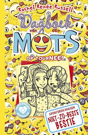 Bol Com Dagboek Van Een Muts 14 Op Tournee Rachel Renee Russell 9789026148590 Boeken In 2020 Dagboek Boeken Kinderboeken