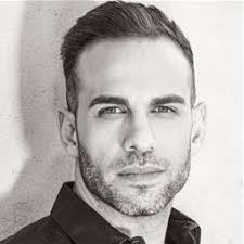 Music meets business with Elan Lea