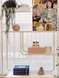 You just need the right vase and few arrangement tweaks. Kelly Wearstler On The Coveteur Song Of Style Song Of Style Office Makeover House Design Trends