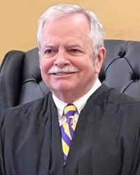 Circuit Judge Sweeney orders DoHS officials to work as CPS