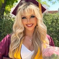 Erika Slay's Instagram, Twitter & Facebook