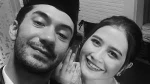 Bagi kamu yang sedang mencari informasi seputar harga, spesifikasi, kupon diskon dengan harga murah untuk produk agama reza rahadian, maka hacking post adalah jawabannya. Reza Rahadian Pindah Agama Sang Mama Rayakan Natal Di Tempat Dia Sholat Suara Bali