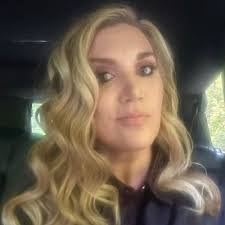 Christine Swartz's Instagram, Twitter & Facebook