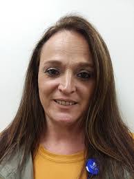 Laura Isaac's Instagram, Twitter & Facebook