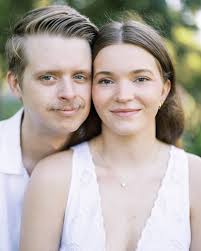 Bre + Jon at the arboretum this morning. ✨