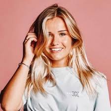 She is also well known as an instagram star. Mikky Kiemeney Girlfriend Of Frenkie De Jong Age Wiki Net Worth Height