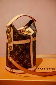Louis vuitton keepall handbags are luxurious duffle style shoulder bags with a large capacity. Louis Vuitton Designer Bag D C Fashion Alicia Tenise