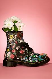 Dr. Martens 1460 Pascal Floral Mash Up Backhand Boots in Black | Shop at  Topvintage