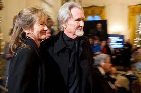 Kris Kristofferson's Wife Lisa of 41 Years, Kids Release Emotional  Statements After His Death
