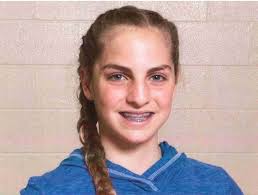 Photos: 2019 Howard Wood girls special event 800 field