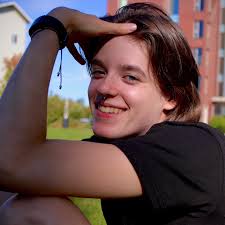 Heather McNeely (@heathermcneelyy) • Instagram photos and videos