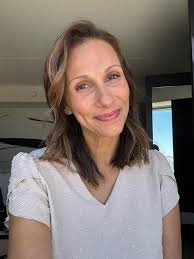 Tracy Lecocq's Instagram, Twitter & Facebook