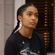 Melissa Giannini's Instagram, Twitter & Facebook