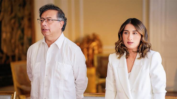 Laura Sarabia contó la verdad de cómo es su relación con el presidente Petro  y reveló mensajes que él le escribió - Semana
