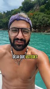 🇵🇷 Vic Power was born, Victor Felipe Pellot Pové, in Arecibo, Puerto Rico  in 1927. From: @shopboriken ‌ Vic played from 1954 to 1965. He played for  the Philadelphia A's, Cleveland Indians,