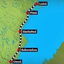 Med tiden blev detta ett stort problem då restiden mellan de större kuststäderna blev mycket längre än om järnvägen byggts i kusttrakterna. Norrbotniabanan Hans Lindberg Kommunstyrelsens Ordf Umea S