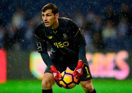 Hoy me siento más cerca de los medios que del fútbol exclusivo el inolvidable goyco que brilló en la selección argentina vive con cariño pero sin nostalgia aquellas. Iker Casillas Enzo Francescolli Y Sergio Goycochea Entre Las Figuras Que Envian Un Mensaje De Aliento A Guayaquil Futbol Deportes El Universo