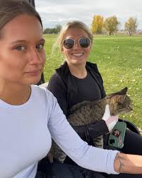 LIZZIE ROCHEFORD:) (@lizzierocheford) • Instagram photos and videos