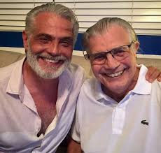 Jan 26, 2021 · a história de amor de glória menezes e tarcísio meira! Tarcisio Meira E Tarcisio Filho Posam Juntos Em Selfie E Fas Se Espantam Com Semelhanca Como Podem Ser Tao Parecidos Estrelando