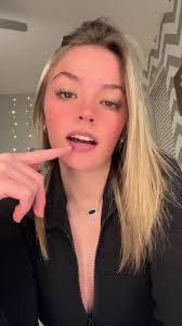 Emma Barrington's Instagram, Twitter & Facebook