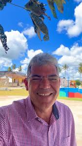 Esse é o meu convite mais que especial para cada um de vocês!, Hoje, às  16h, estaremos inaugurando a nova Praça do Planalto — um espaço de lazer,  esporte e convivência para a nossa população., Uma ...