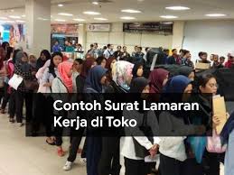 Contoh surat lamaran kerja adalah sebuah contoh surat lamaran untuk mendaftar/apply sebuah gunakan bahasa yang baik dan benar. 10 Contoh Surat Lamaran Kerja Di Toko Berbagai Bidang Usaha Massiswo Com