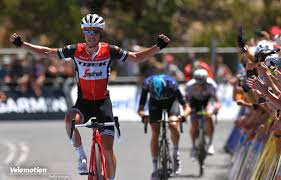 According to sam edmund of news corp australia, via the herald sun, the australian lost control on the descent down mont du chat. Tour De France 2019 6 Favoriten Kampfen Um Das Gelbe Trikot