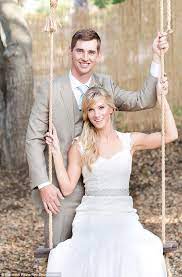 Heather morris has not been previously engaged. Heather Morris And Husband Share Moment With Son Elijah At Wedding Heather Morris Celebrity Wedding Photos Glee Wedding