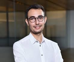 Erika Kellogg's Instagram, Twitter & Facebook