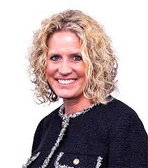 Ann Alfonso's Instagram, Twitter & Facebook