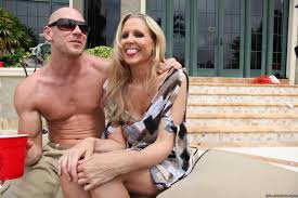 Must See Footage of Julia Ann and Johnny Sins