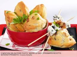 Bas précédent suivant s'enregistrer pour contribuer. Recette Madeleines Au Roquefort Ingredients 4 Personnes 2 Åufs 100 G De Farine Avec Levure 100 G De Beu Recette Recette Apero Facile Recettes De Cuisine